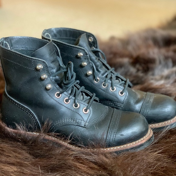 Red Wing Shoes Shoes - Red Wing Heritage Black Leather Boot